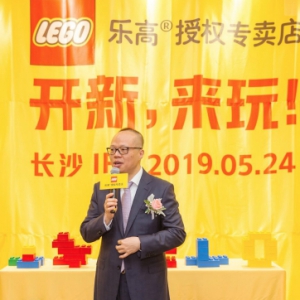 ���߽���M��������(n��i)�Ј�(ch��ng)�T�� �ӏ�(qi��ng)�c��̺���