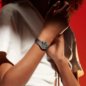 �W���ѵ����ϾG��