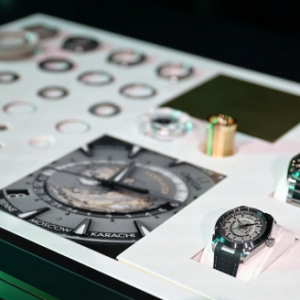 �F(xi��n)�����������ؚW������ƷAqua Terra����r�������