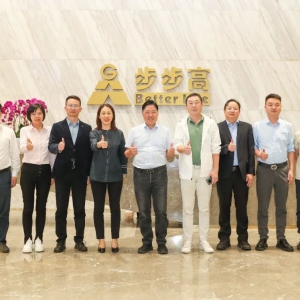 �溣����ꐲ���(l��i)һ���W�R�����߳������p���������������᰸