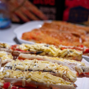 7�������һֻ����з�����R�Ƴ��ҳ��桰����з��ʳ��ˡ�