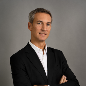 �Ϸ𠔰�؛�Ї��^(q��)�Q����Nicolas Morineaux����