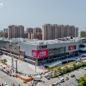 ���ݺ�̫�ǌ���9��10�Ն�Ļ����������e13.5�f(w��n)ƽ