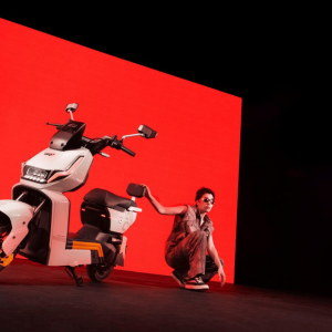 �����{�S���T���Չ���5���p�ɴ�����к��l(xi��ng)Ұ����������